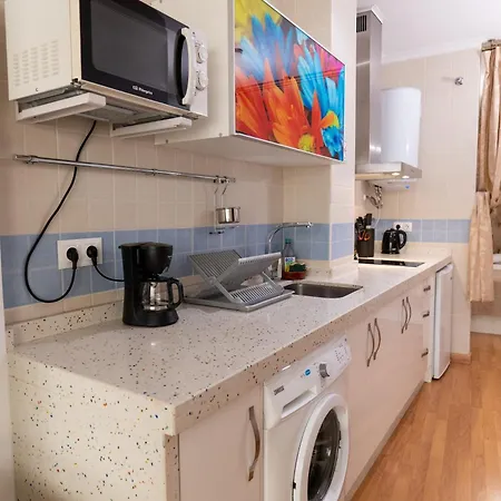 Apartamento Carreteria - Muro Medieval Malaga Exterior photo